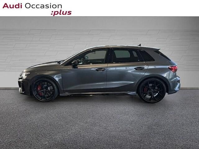 Gris daytona nacré Utilisé 2023 Audi RS3 Sportback Design Citadine | 80 990 € (Prix juste) - Image 1/4