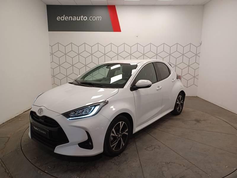 Utilisé 2024 Toyota Yaris Hybrid Design Citadine | 21 790 € (Prix juste) - Image 1/4