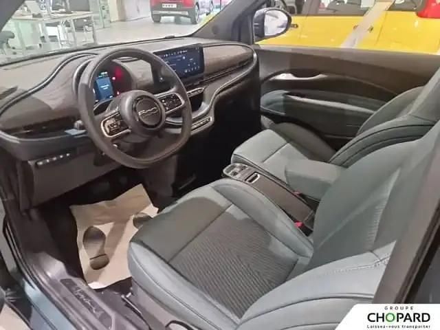 Nouvelle Fiat 500e 86 kW (118 ch) 2025 Dark green Berline