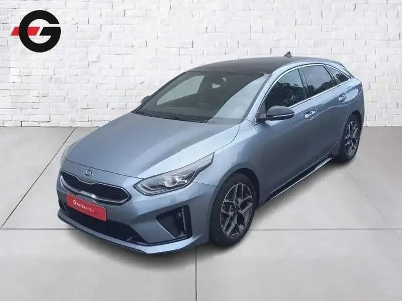 Gris Utilisé 2019 Kia ProCeed GT GT-Line Citadine | 15 490 € - Image 1/4