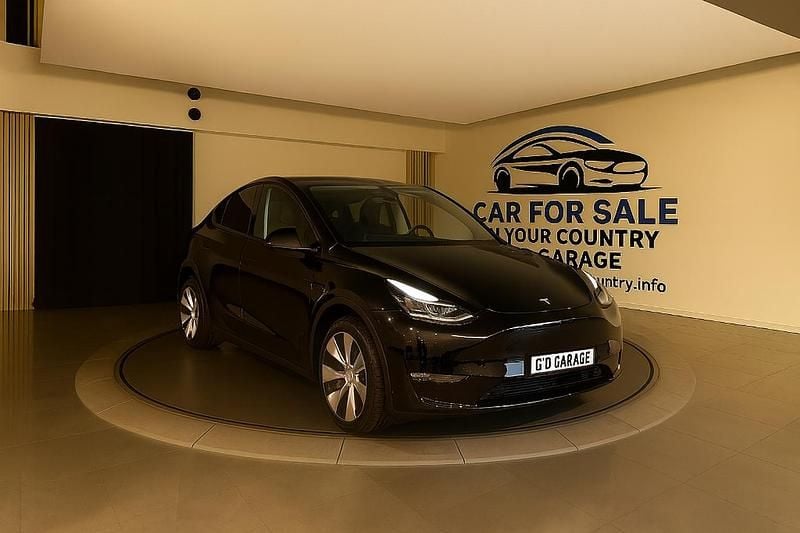 Noir Utilisé 2024 Tesla Model Y Standard Range SUV | 36 400 € - Image 1/1