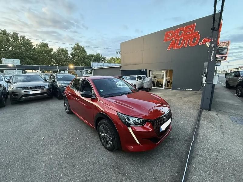 Utilisé 2022 Peugeot e-208 Allure Citadine | 15 990 € (Prix juste) - Image 1/4