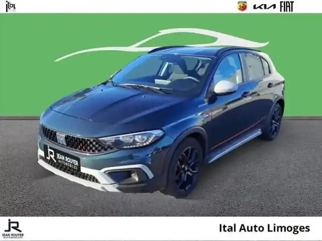 Vert Occasion 2022 Fiat Tipo Cross Berline | 16 990 € (Prix juste) - Image 1/4