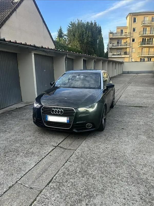Noir Utilisé 2010 Audi A1 Sport Citadine | 6 800 € (Super prix) - Image 1/4