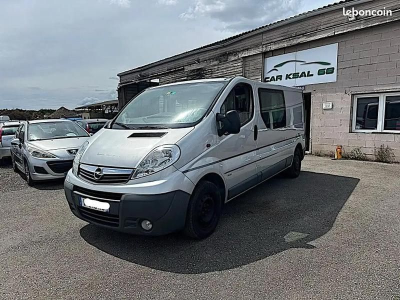 Gris Utilisé 2014 Opel Vivaro Van | 8 999 € (Super prix) - Image 1/4