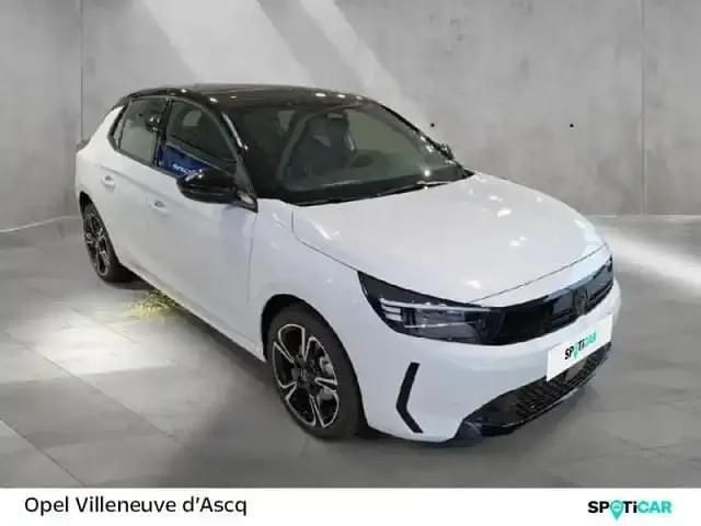 Occasion Opel Corsa GSe 2025 Blanc kontur métallisé/toit noir karbon Berline