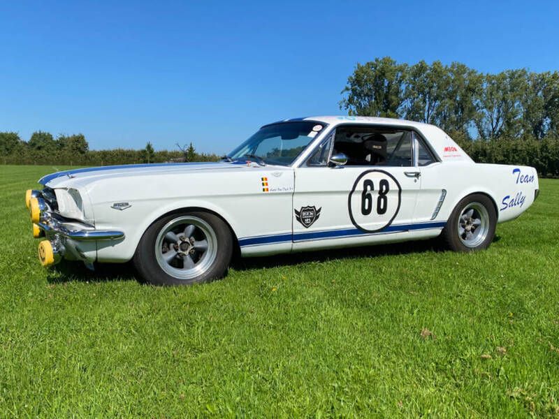 Blanc Utilisé 1965 Ford Mustang Coupé | 72 500 € - Image 1/4