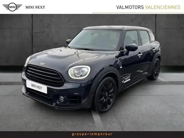 Enigmatic black metallic Occasion 2020 Mini One Countryman SUV | 18 990 € - Image 1/4