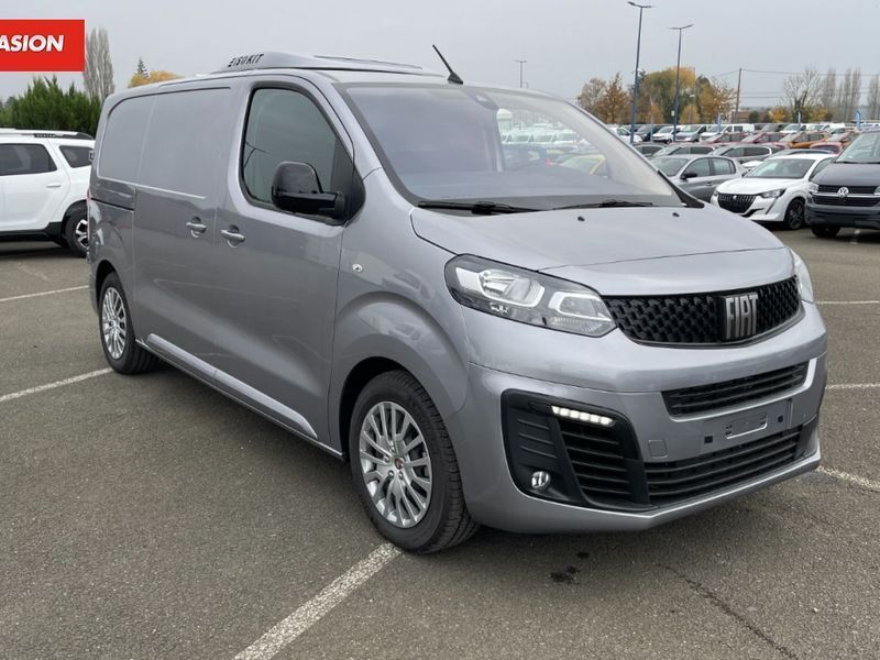 Gris Utilisé 2022 Fiat Scudo Lounge Van | 47 880 € - Image 1/4