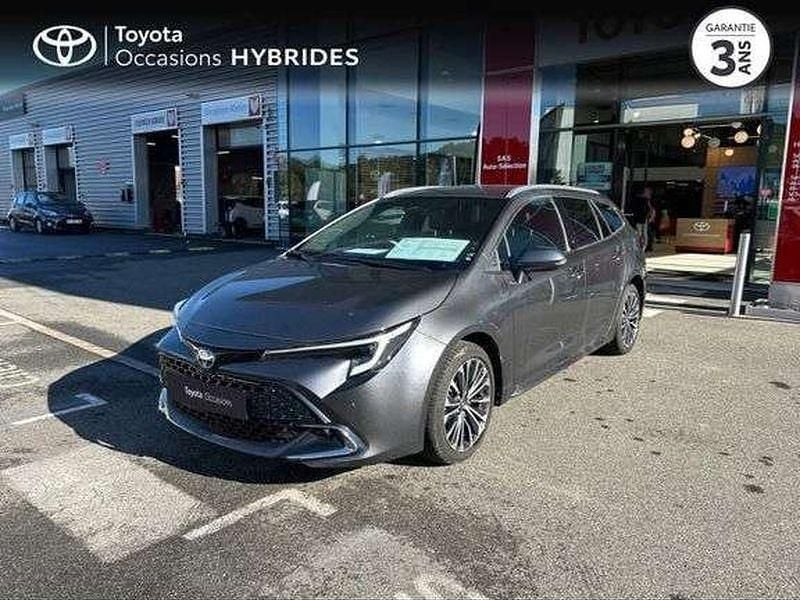 Utilisé 2024 Toyota Corolla Design | 28 990 € (Prix juste) - Image 1/1