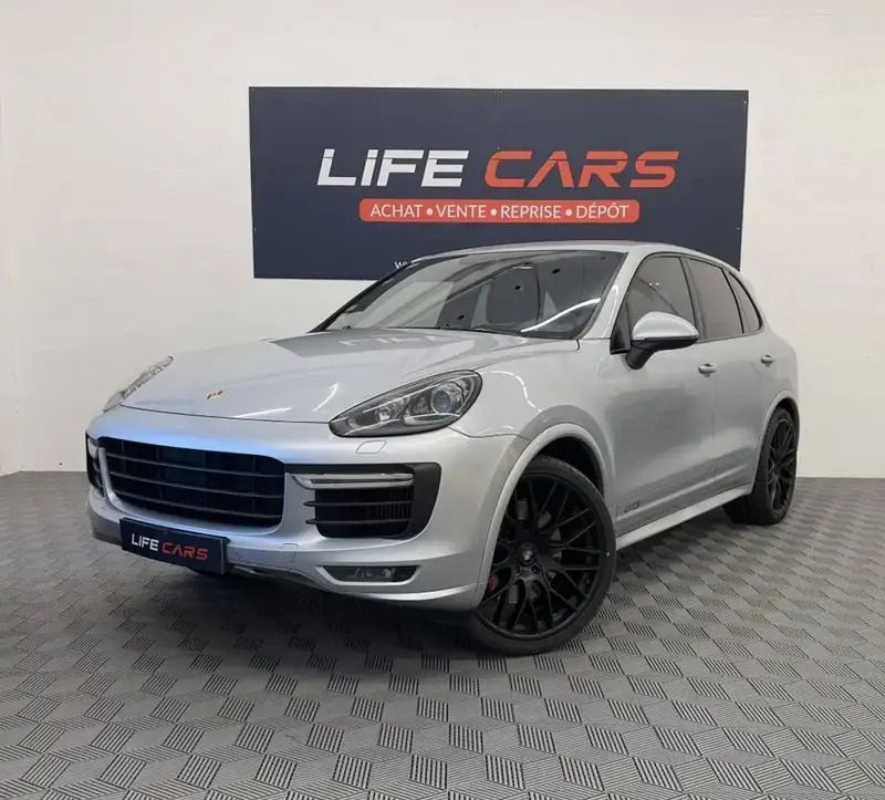 Gris Utilisé 2015 Porsche Cayenne SUV | 32 990 € - Image 1/4