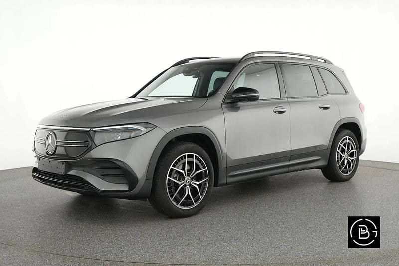 Gris Utilisé 2025 Mercedes EQB300 AMG line SUV | 44 990 € (Prix cher) - Image 1/4