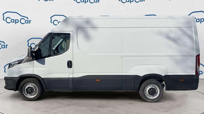 Occasion Iveco Daily 136 ch (100 kW) 2023 Blanc Van