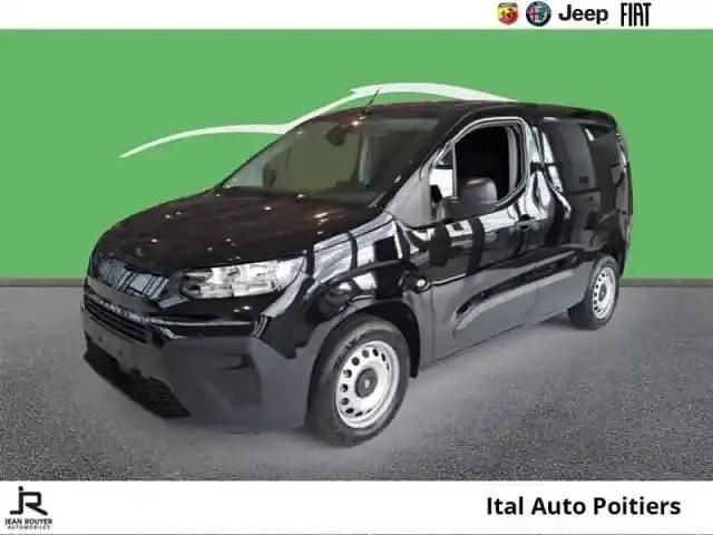 Noir perla nera nacré Nouvelle 2025 Fiat Doblò S Monospace | 21 790 € - Image 1/4
