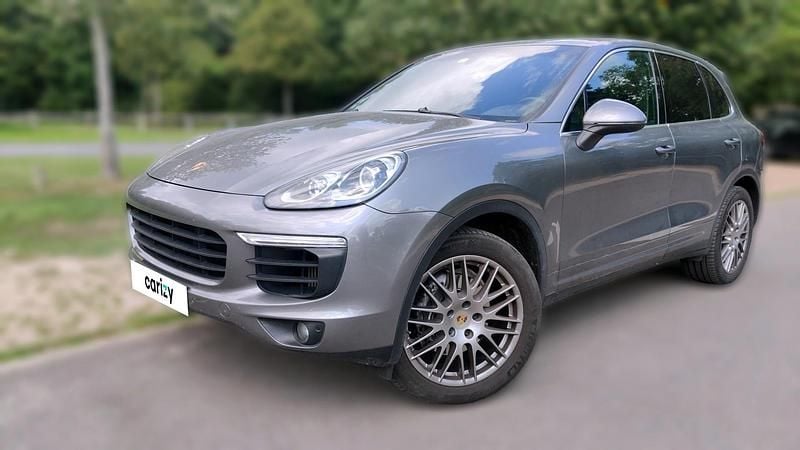 Gris Utilisé 2015 Porsche Cayenne SUV | 33 383 € (Prix juste) - Image 1/4
