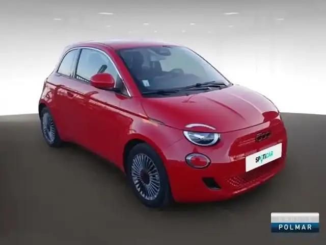Occasion Fiat 500e Red 69 kW (95 ch) 2023 Red by (red) pastel Citadine