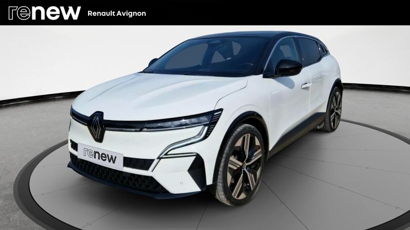 Blanc Utilisé 2023 Renault Mégane Iconic Berline | 25 499 € (Prix juste) - Image 1/4