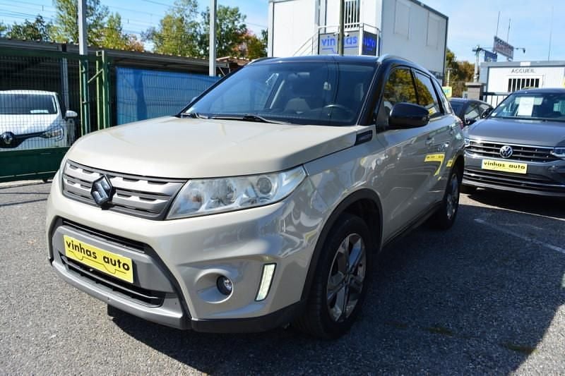 Utilisé 2016 Suzuki Vitara SUV | 10 990 € (Prix juste) - Image 1/4