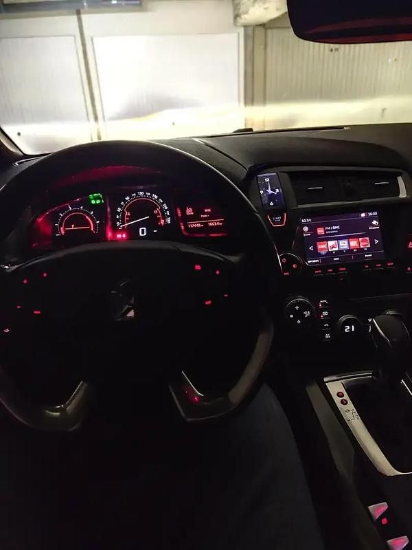 Blanc Occasion 2016 DS Automobiles DS5 Citadine | 10 600 € (Bon prix) - Image 1/4