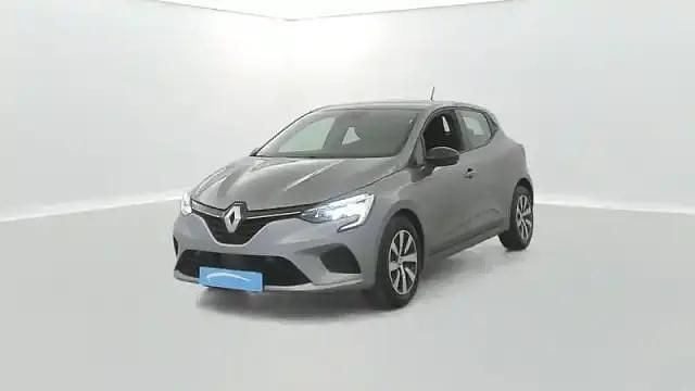 Gris schiste Occasion 2023 Renault Clio V Berline | 14 270 € (Prix juste) - Image 1/4