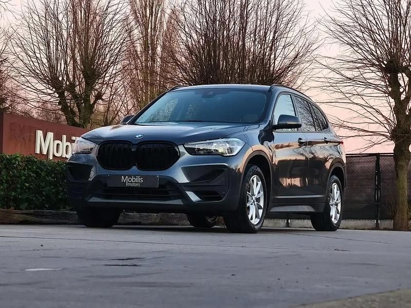 Gris Occasion 2021 BMW X1 Sport Line SUV | 22 250 € (Super prix) - Image 1/4