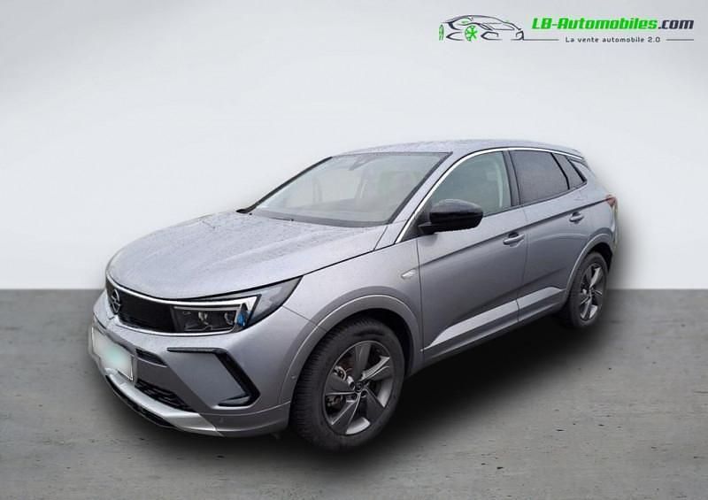 Utilisé 2024 Opel Grandland X SUV | 23 400 € (Prix juste) - Image 1/4