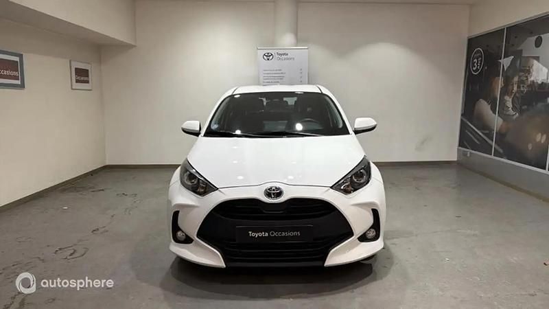 Occasion Toyota Yaris Hybrid Business Edition 94 ch (69 kW) 2022 Berline