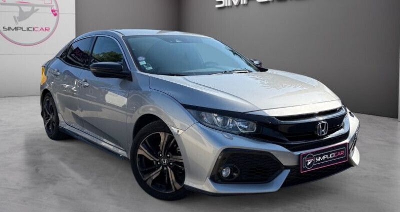 Utilisé 2017 Honda Civic Executive Berline | 15 990 € (Prix juste) - Image 1/4