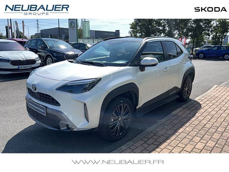 Blanc Utilisé 2023 Toyota Yaris Cross SUV | 26 990 € - Image 1/4
