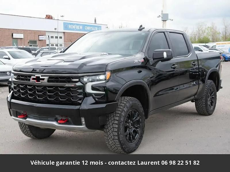 Noir Utilisé 2023 Chevrolet Silverado SUV | 93 307 € - Image 1/4