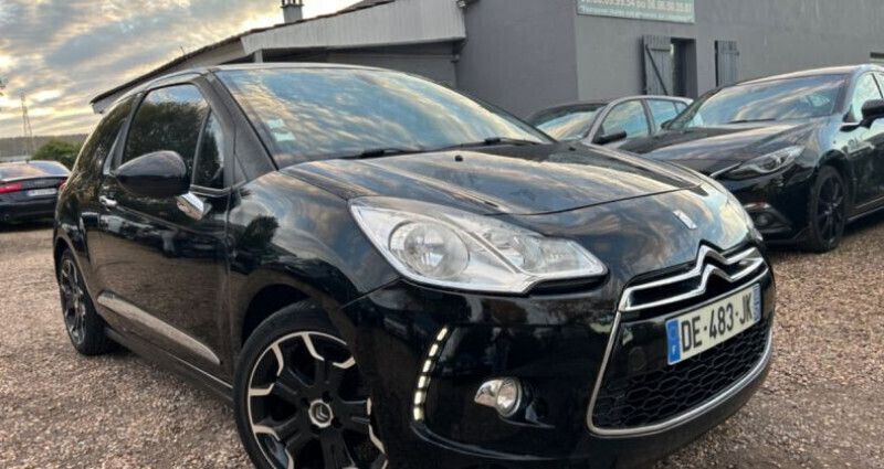 Noir Utilisé 2014 Citroën DS3 Sport Chic Citadine | 7 999 € (Prix juste) - Image 1/4