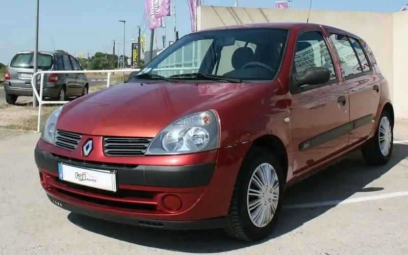 Rouge Utilisé 2005 Renault Clio II Campus Berline | 2 290 € (Prix assez cher) - Image 1/4