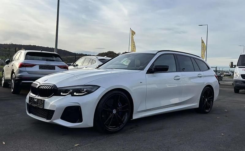 Blanc Utilisé 2022 BMW M340 M Sport Berline | 51 990 € - Image 1/4