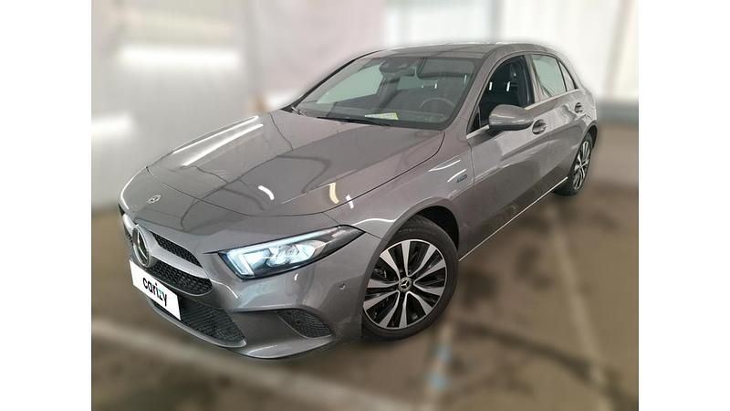 Gris Utilisé 2020 Mercedes A250 Style Berline | 20 990 € (Super prix) - Image 1/4