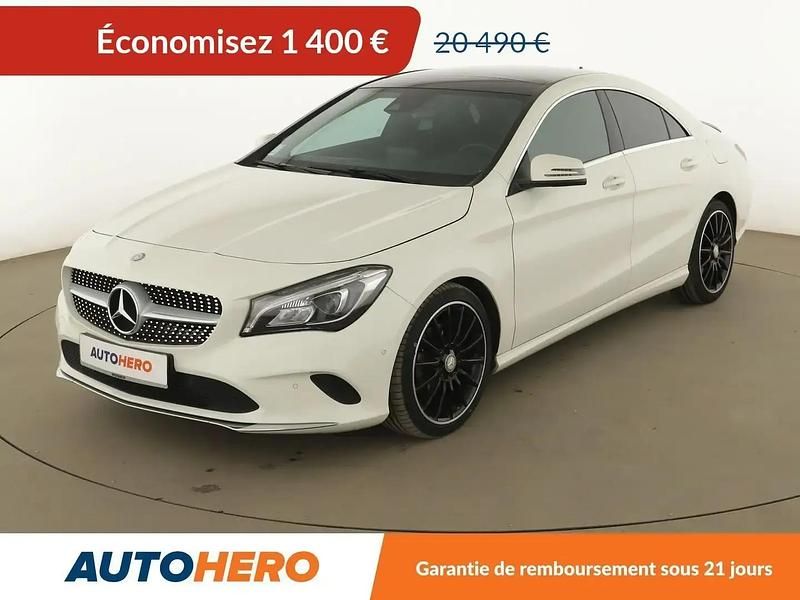 Blanc Occasion 2017 Mercedes CLA180 Berline | 19 090 € (Prix juste) - Image 1/2