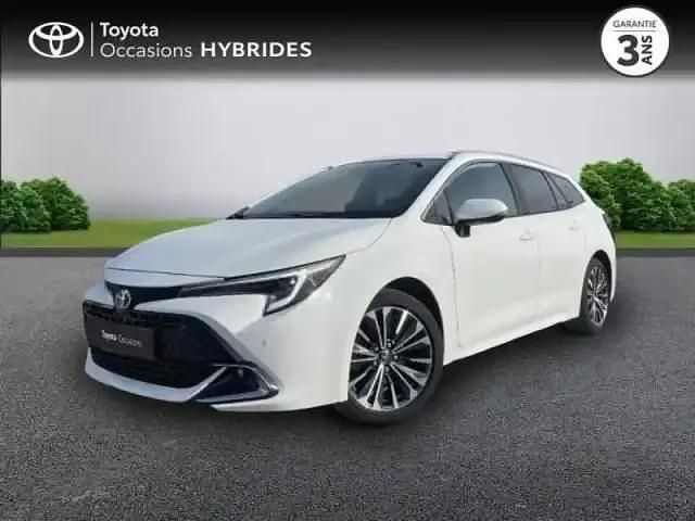 Blanc Utilisé 2024 Toyota Corolla Design Break | 27 490 € (Prix juste) - Image 1/4
