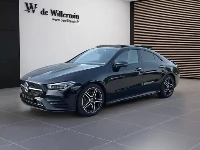 Noir Utilisé 2022 Mercedes CLA220 Berline | 38 990 € - Image 1/4