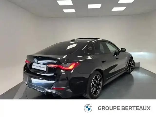 Occasion BMW i4 M Sport 210 kW (286 ch) 2025 Saphirschwarz métallisé Berline