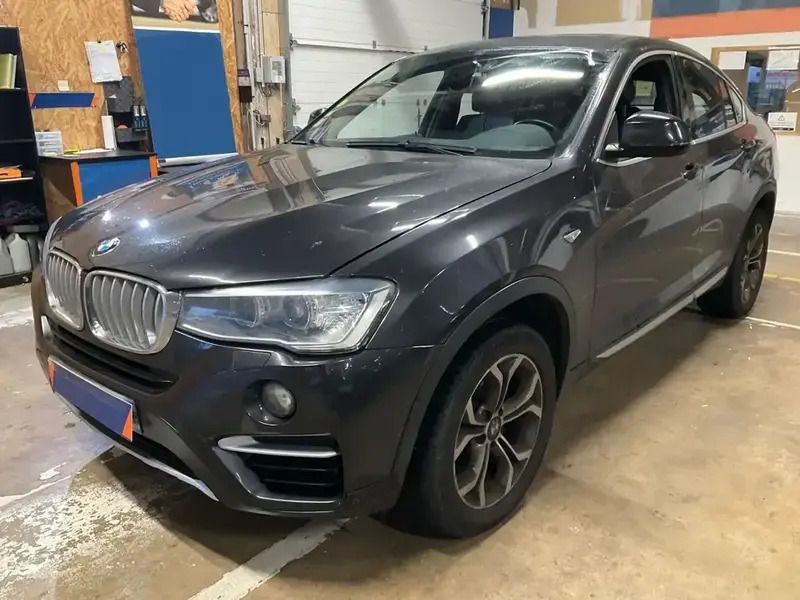 Noir Utilisé 2017 BMW X4 SUV | 15 000 € - Image 1/4