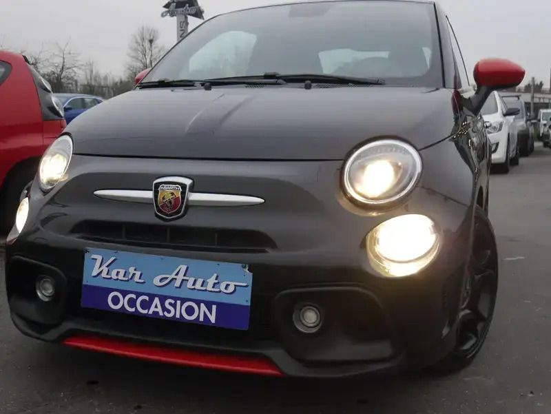Noir Utilisé 2019 Abarth 595 Pista Citadine | 14 990 € (Prix juste) - Image 1/4