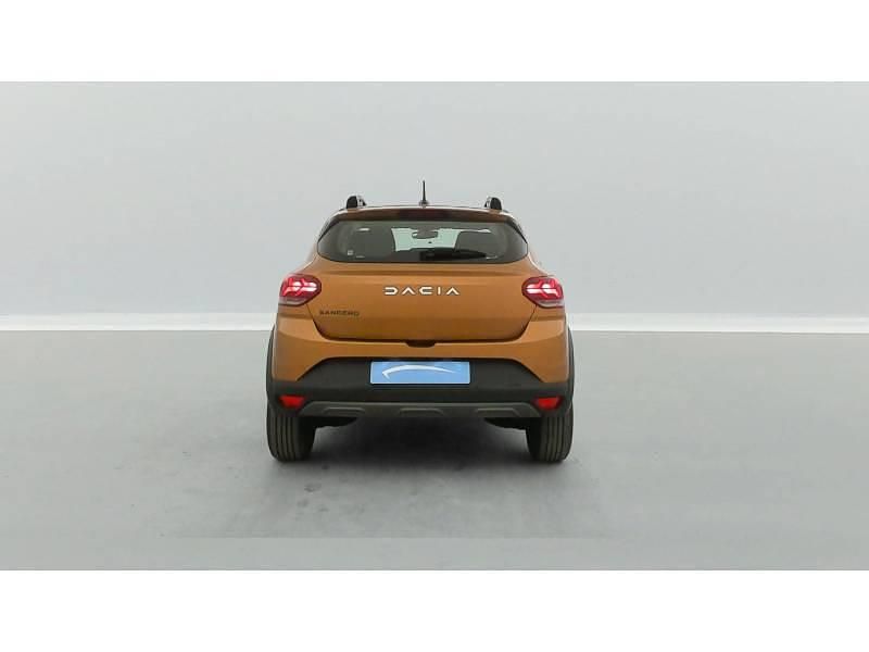 Occasion Dacia Sandero Expression 92 ch (67 kW) 2023 Orange Citadine