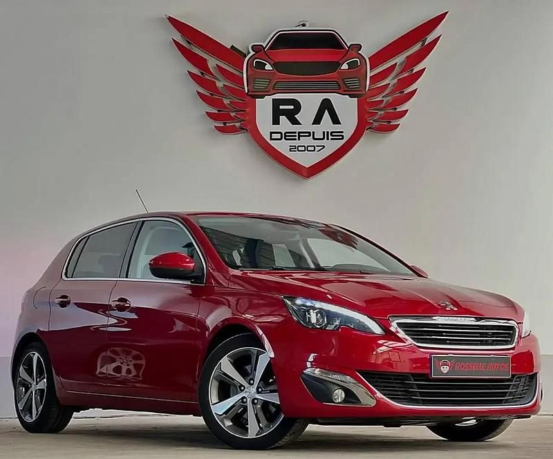 Rouge Utilisé 2014 Peugeot 308 Allure Berline | 10 990 € (Prix juste) - Image 1/4
