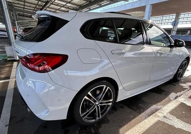 Occasion BMW 118 M Sport 151 ch (111 kW) 2024 Blanc Citadine