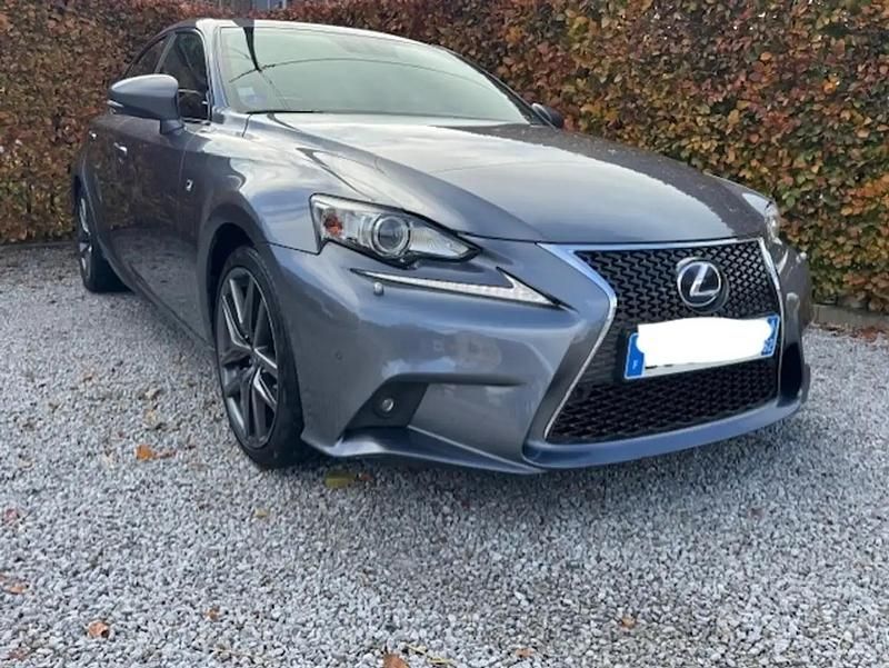 Gris Utilisé 2014 Lexus IS300 Sport Line Berline | 14 990 € - Image 1/4