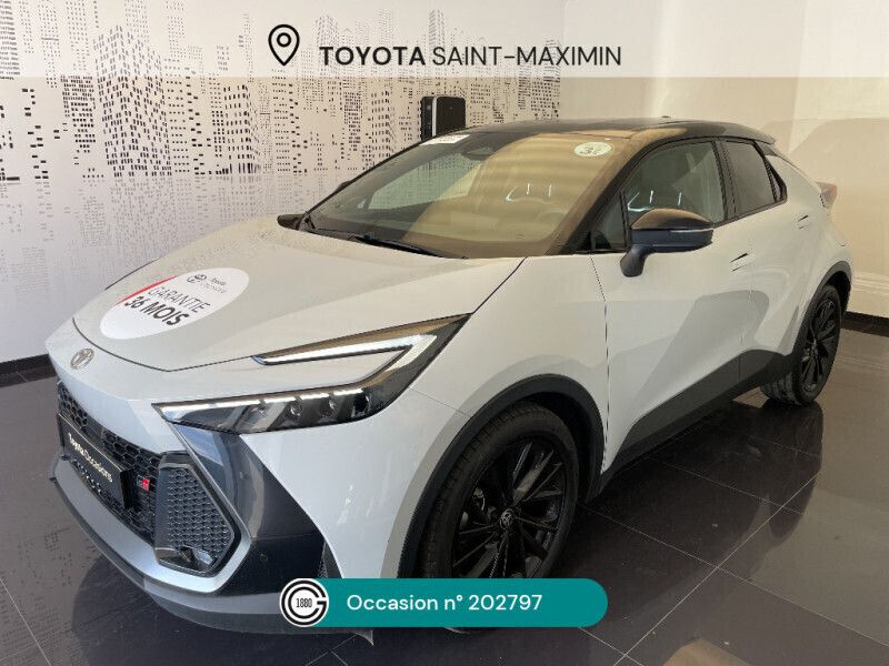 Gris Utilisé 2024 Toyota C-HR Sport SUV | 33 990 € (Prix cher) - Image 1/4