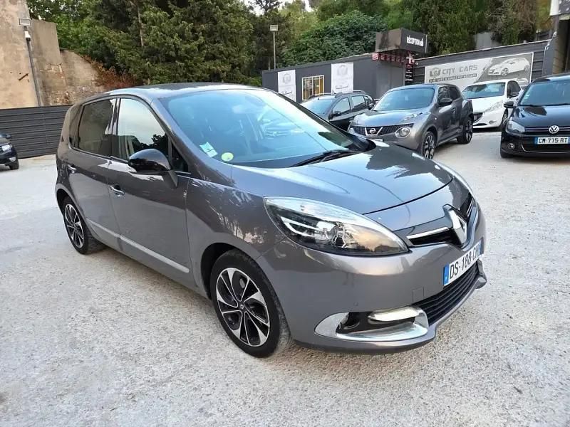 Gris Utilisé 2015 Renault Scénic III Bose Edition Monospace | 6 490 € (Bon prix) - Image 1/4