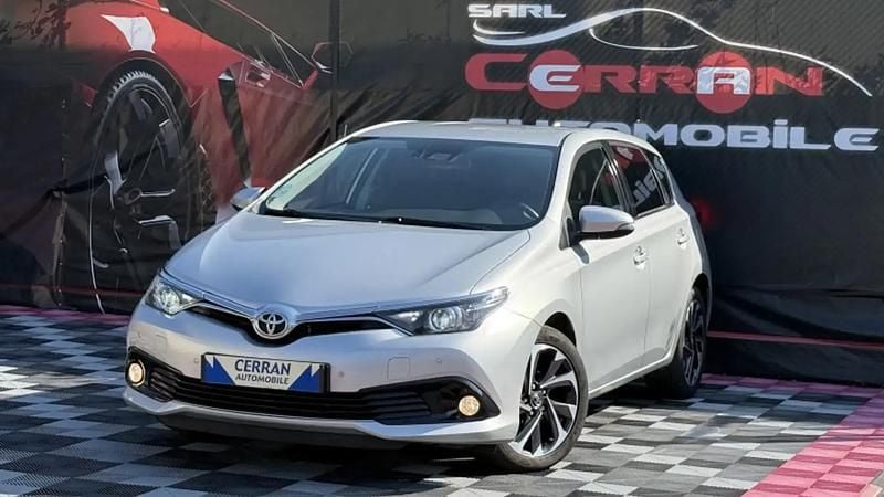 Gris Occasion 2018 Toyota Auris Berline | 11 990 € - Image 1/4