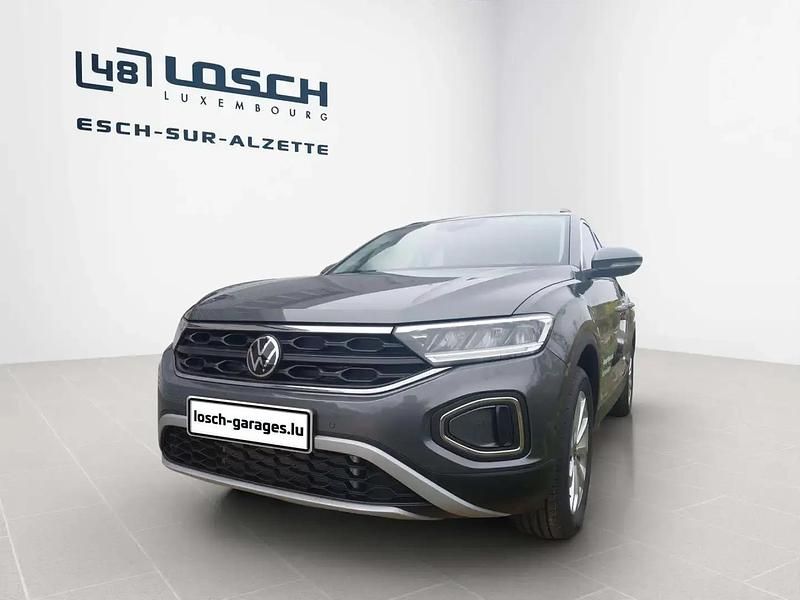 Gris Occasion 2025 VW T-Roc Life SUV | 29 610 € (Prix juste) - Image 1/4