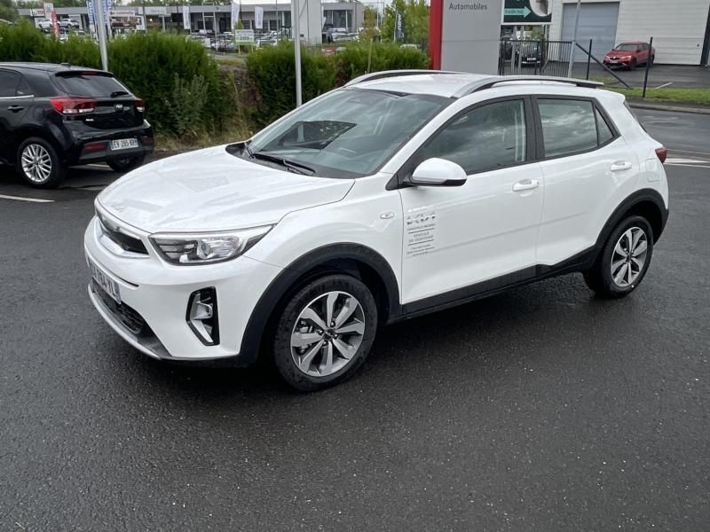 Blanc Utilisé 2024 Kia Stonic Active SUV | 18 999 € (Prix juste) - Image 1/4