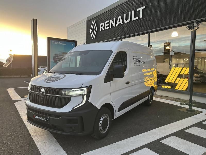 Nouvelle Renault Master 102 kW (140 ch) 2025 Blanc mineral Berline
